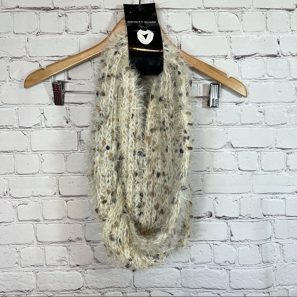 NWT Winter Infinity Scarf